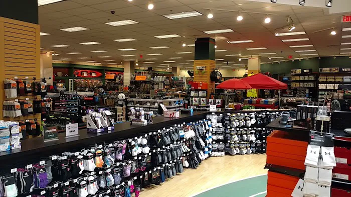 DICK'S Sporting Goods Picture 6