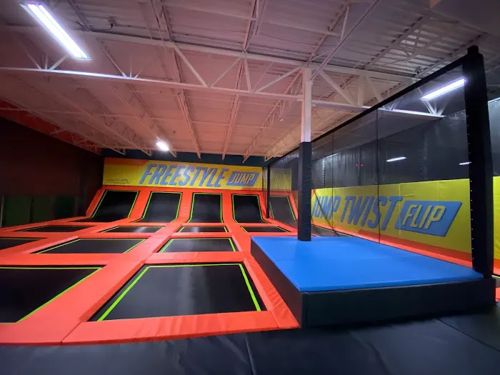 Urban Air Trampoline and Adventure Park Picture 3