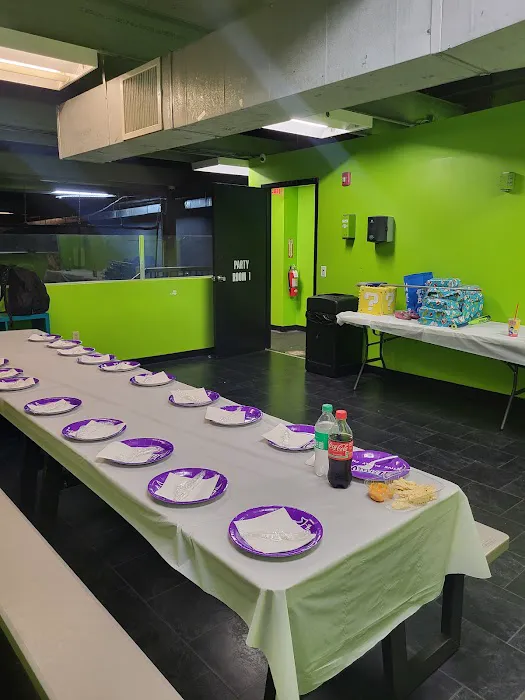 Altitude Trampoline Park - Pittsburgh/Bridgeville Picture 2