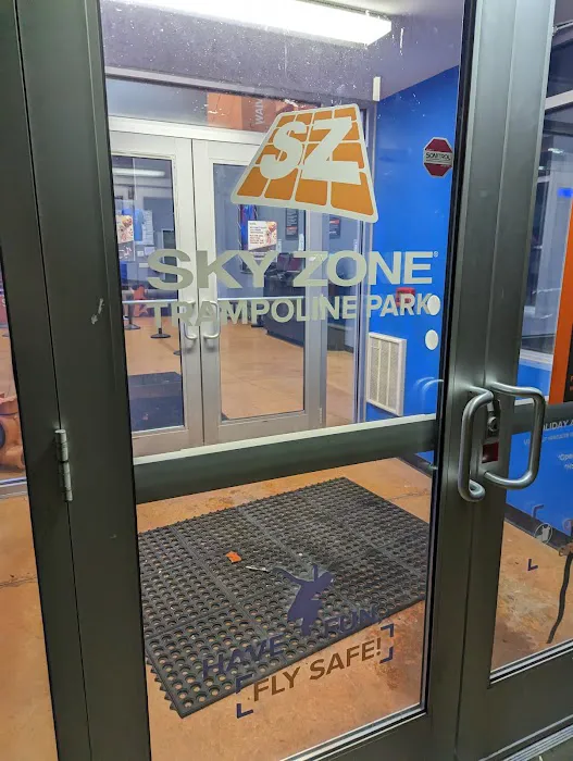 Sky Zone Trampoline Park Picture 8
