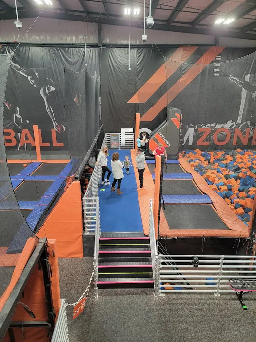 Sky Zone Trampoline Park Picture 4