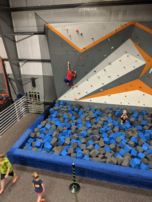 Sky Zone Trampoline Park Picture 6