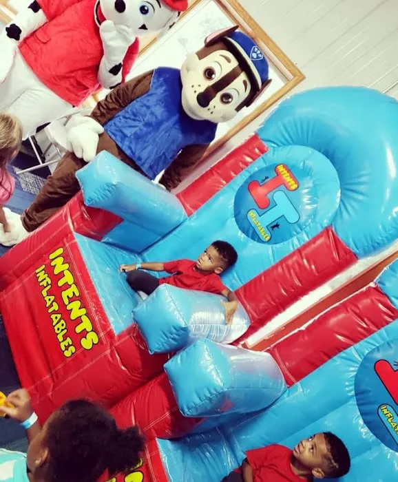 Intents Inflatables Indoor Fun Center Picture 6