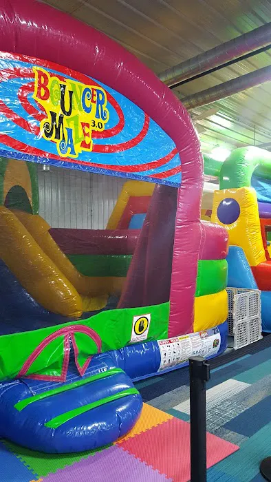 Intents Inflatables Indoor Fun Center Picture 9