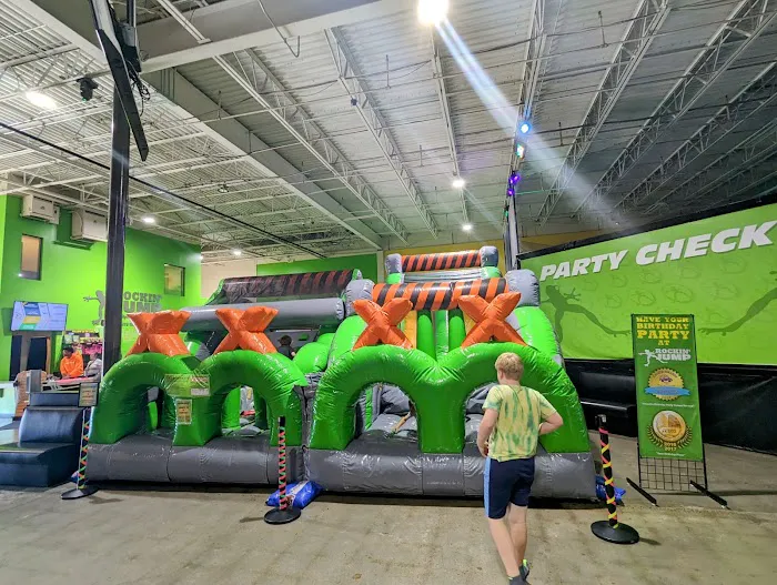 Airbound Trampoline Park Picture 3