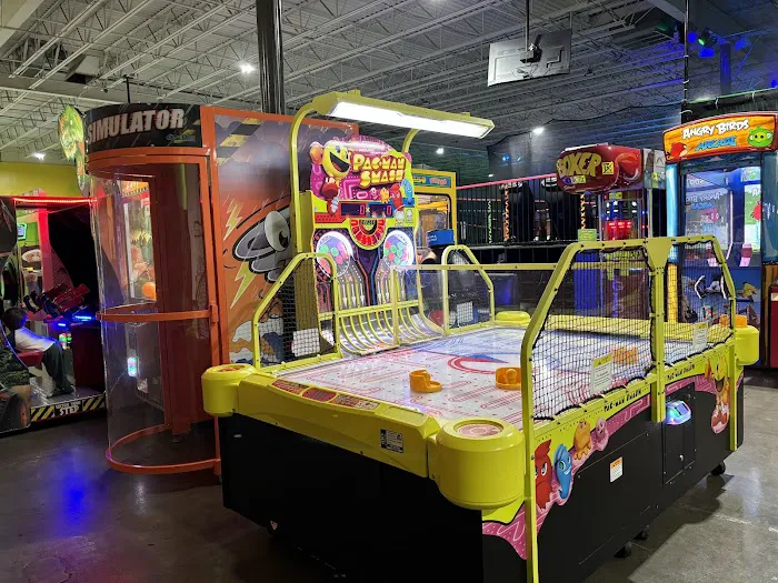 Airbound Trampoline Park Picture 8