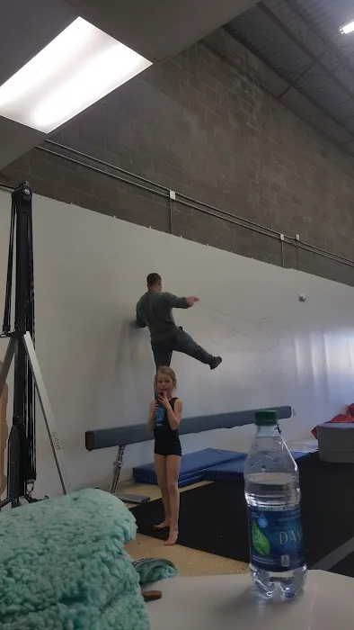 Defy Gravity Training Center Picture 3