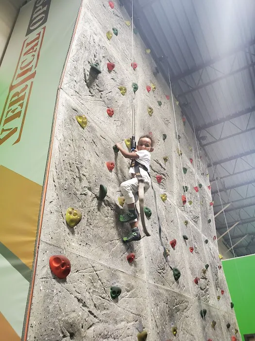 Get Air Trampoline Park Picture 5