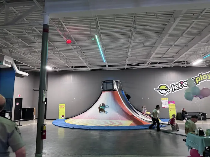 Urban Air Trampoline and Adventure Park Picture 4