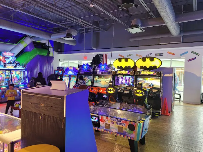 Planet Bounce Pittsburgh - South Star - Tanger Outlets Picture 3
