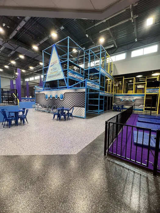 AirCity 360 Trampoline & Adventure Park Picture 4