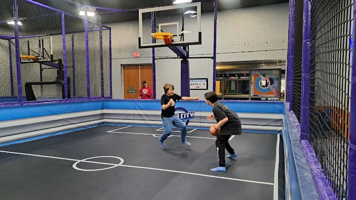 AirCity 360 Trampoline & Adventure Park Picture 1