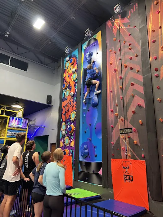 AirCity 360 Trampoline & Adventure Park Picture 9