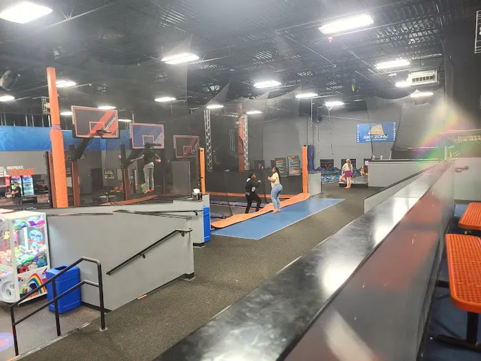 Sky Zone Milwaukee Picture 2