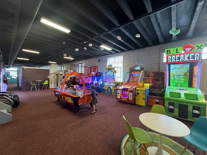The Fun Factory Picture 9