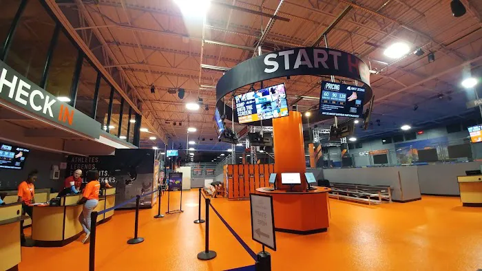 Sky Zone Trampoline Park Picture 9