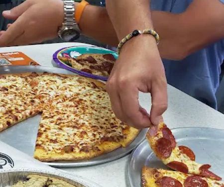 Chuck E. Cheese