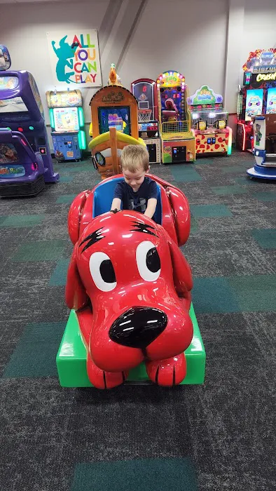 Chuck E. Cheese Picture 5
