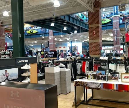 DICK'S Sporting Goods