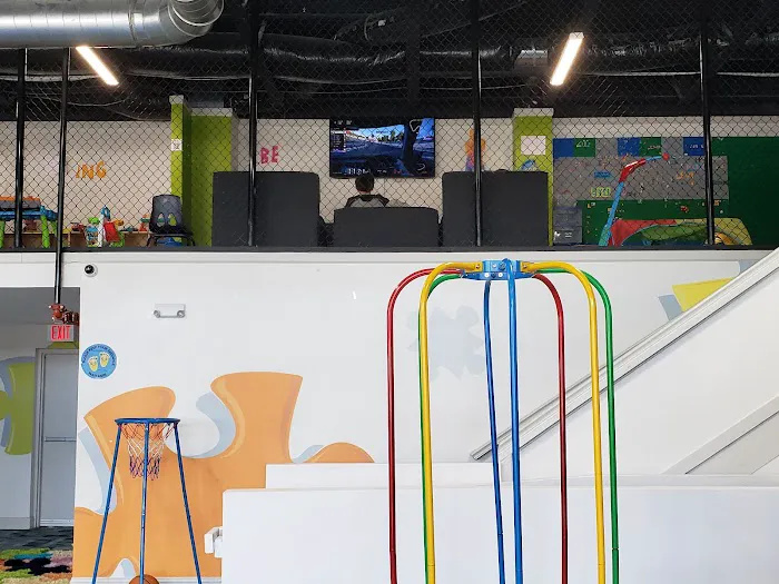 Q's Corner LLC Picture 6