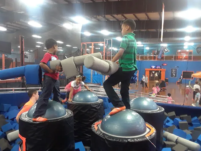 Sky Zone Trampoline Park Picture 8