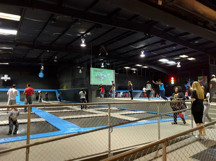 Sky Zone Trampoline Park Picture 7