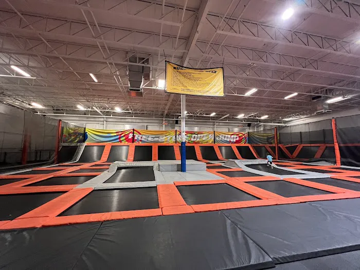 Urban Air Trampoline and Adventure Park Picture 2