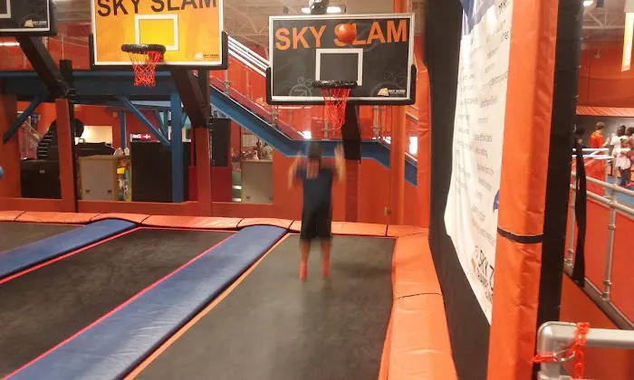Sky Zone Trampoline Park Picture 5