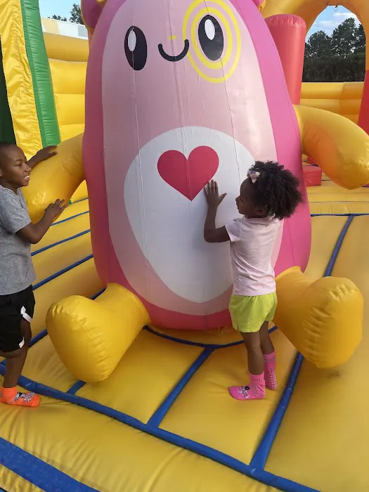 FUNBOX Charlotte at Carolina Place Picture 5