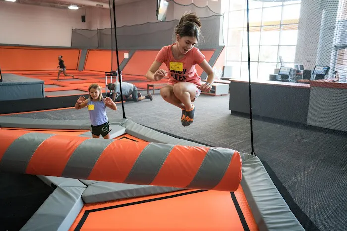 Big Air Trampoline Park Picture 5