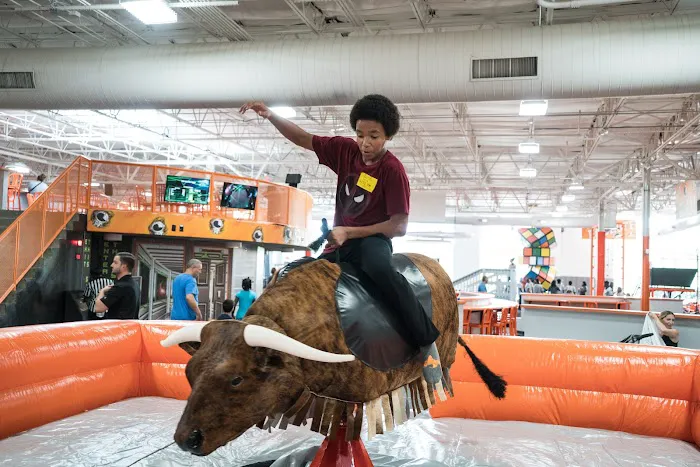 Big Air Trampoline Park Picture 9