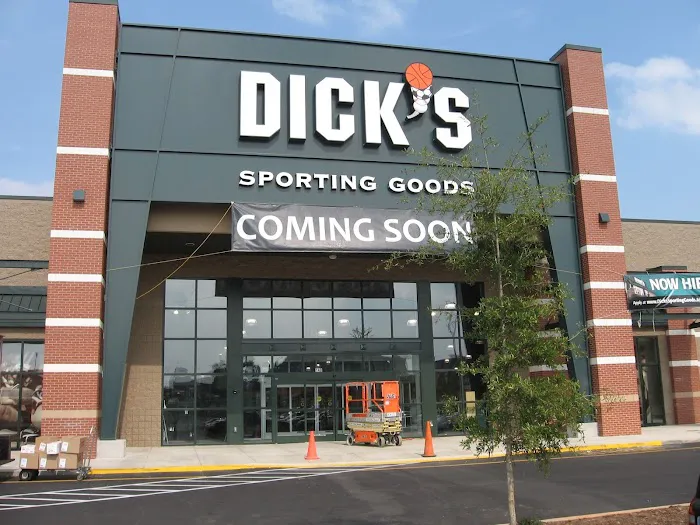DICK'S Sporting Goods Picture 6