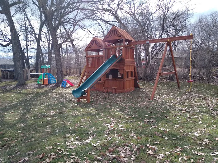 Rainbow Swing Set Superstores Picture 9