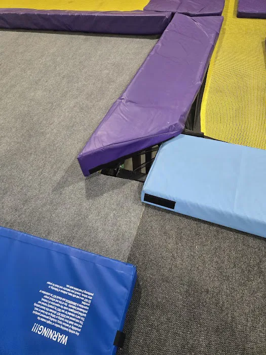 Bounce Trampoline Park Picture 5