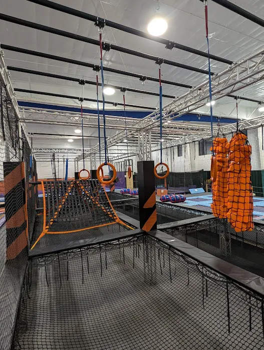 Bounce Trampoline Park Picture 3