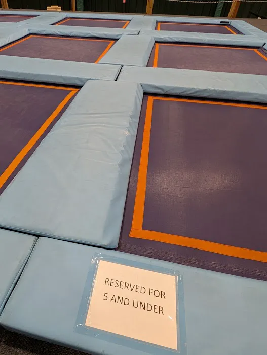 Bounce Trampoline Park Picture 6