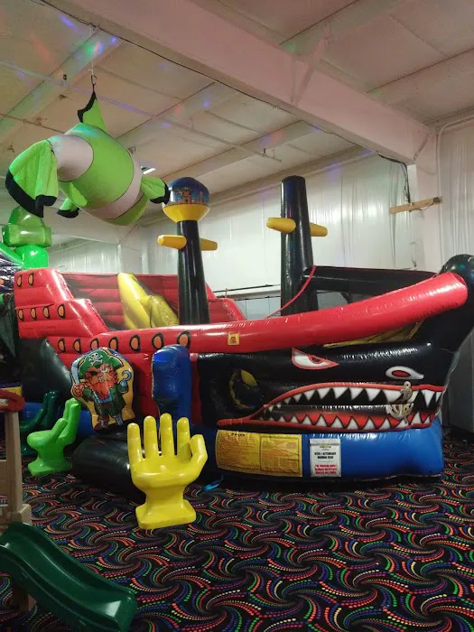Coral Cove Family Fun Center Picture 8