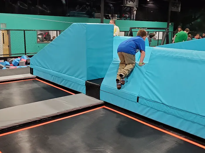 Flow Supreme Air Sports Picture 6