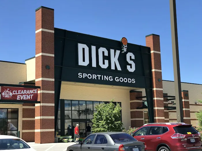 DICK'S Sporting Goods Picture 8