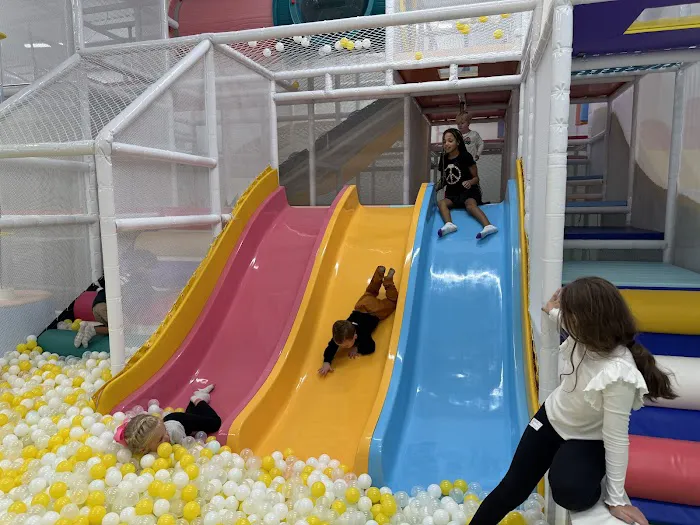 Playland Indoor Playground & Cafe PINEVILLE Picture 1
