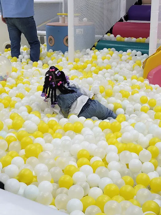 Playland Indoor Playground & Cafe PINEVILLE Picture 6