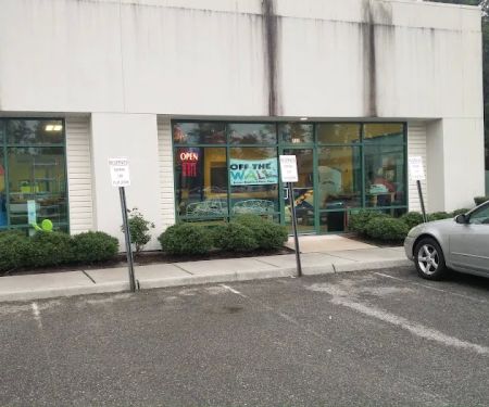 Off The Wall, Indoor Bounce & Party Place