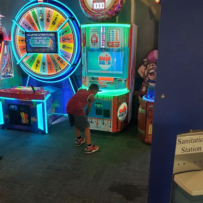 At The Pier Arcade Picture 2