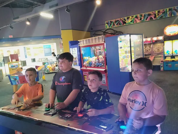 At The Pier Arcade Picture 5