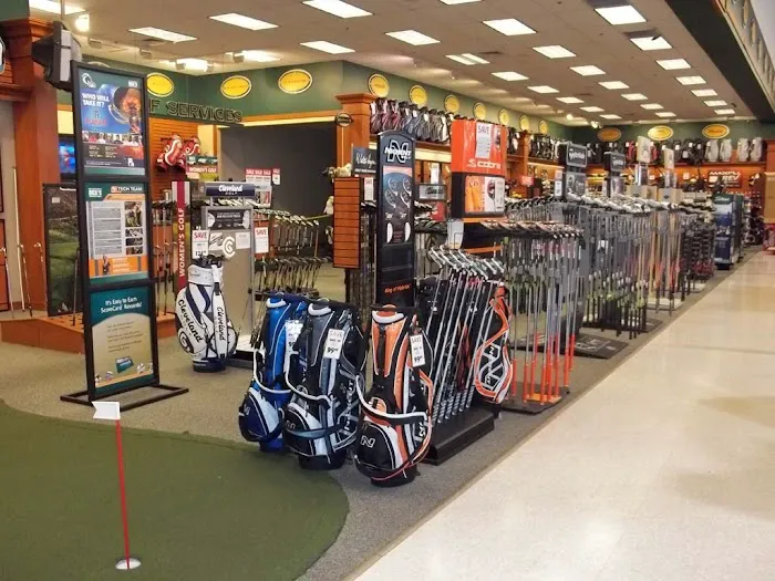 DICK'S Sporting Goods Picture 9