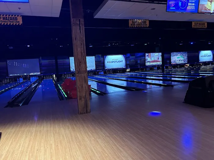 Stars and Strikes Picture 5