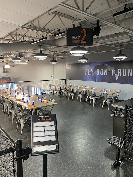 Sky Zone Trampoline Park Picture 5