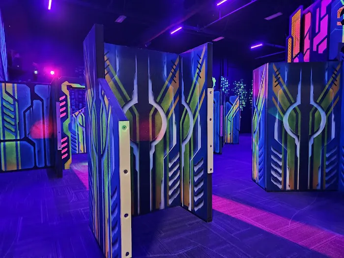 Urban Air Trampoline and Adventure Park Picture 5