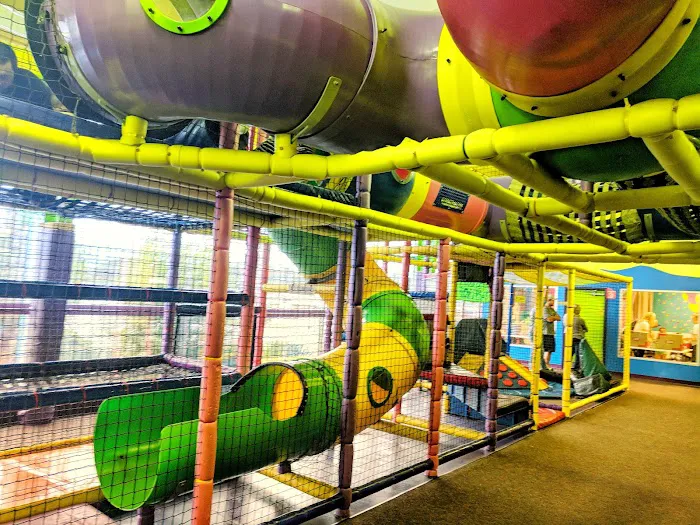 Slinky Action Zone Picture 8