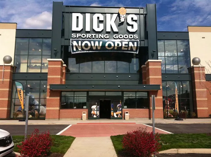 DICK'S Sporting Goods Picture 8
